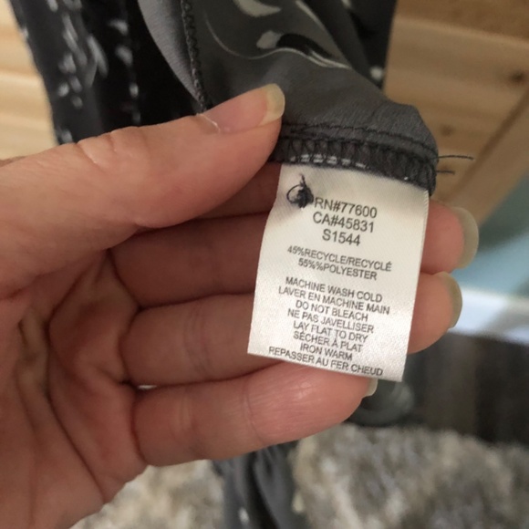 Saltwater Luxe Silky Dress S Darkest Grey with Feather Pattern - Picture 5 of 16